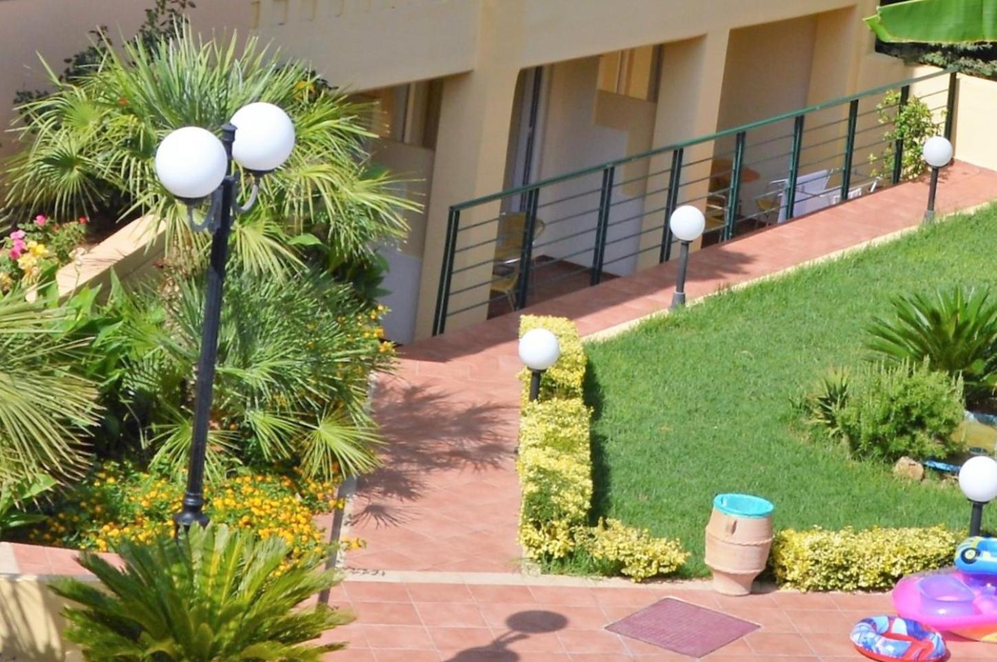 Helios Apartments Kato Daratso Pokoj fotografie
