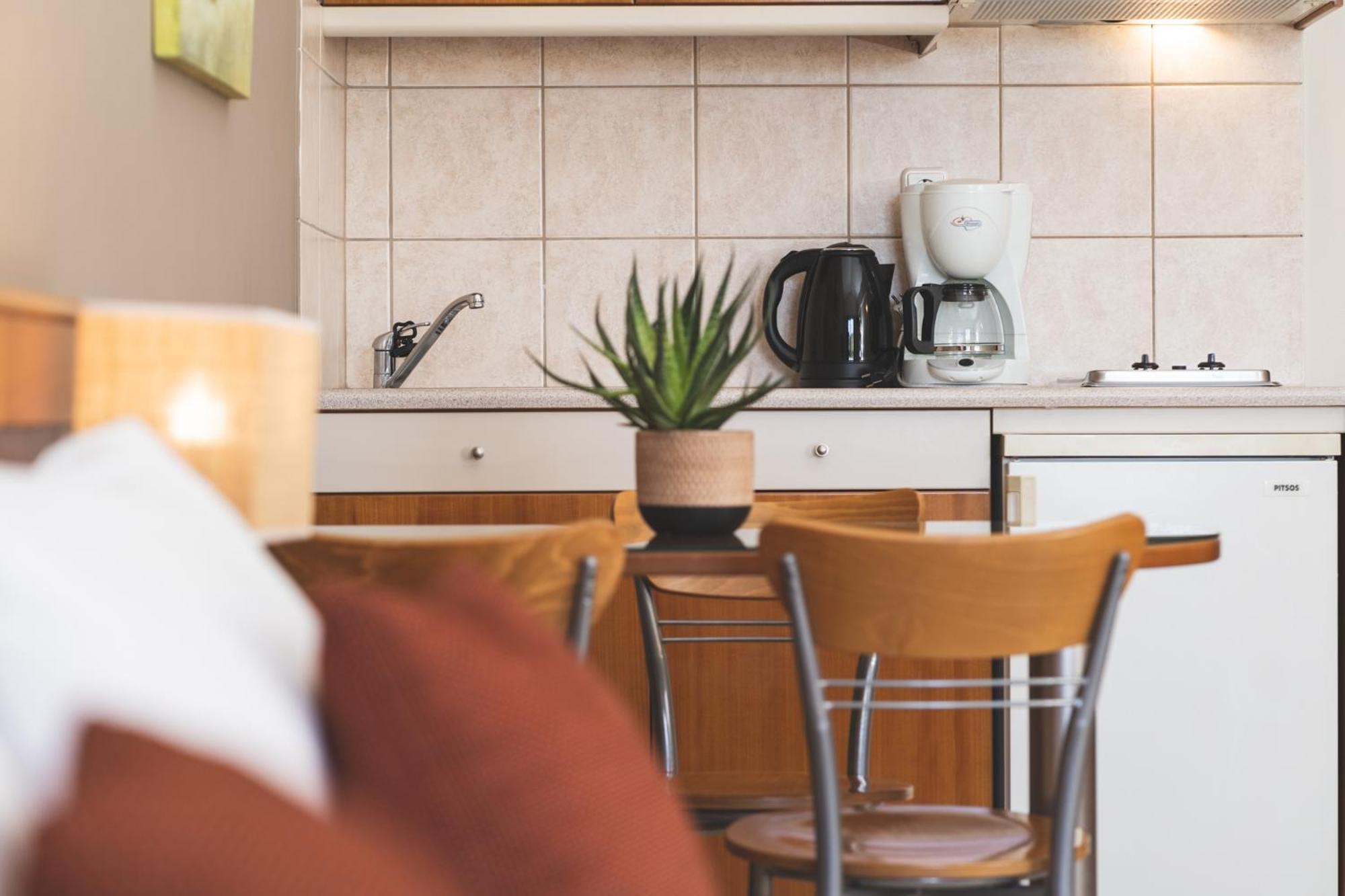 Helios Apartments Kato Daratso Pokoj fotografie